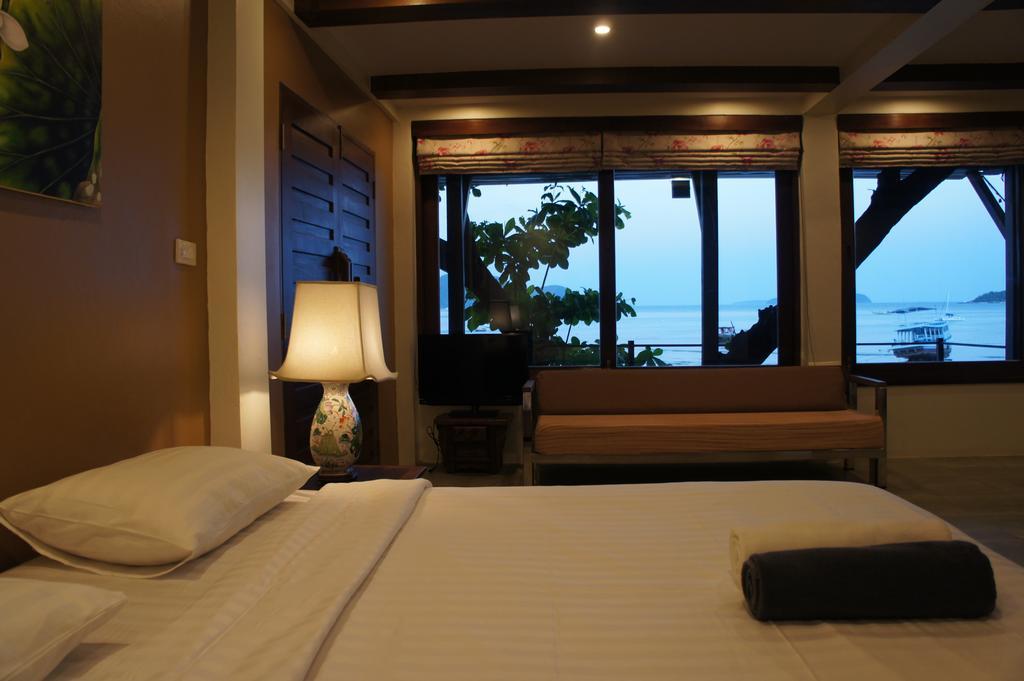 Rawai View Beachfront ภายนอก รูปภาพ